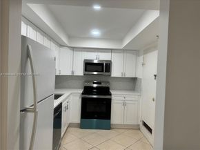 400 Kings Point Dr 320, Sunny Isles Beach FL 33160
