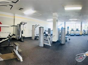 400 Kings Point Dr 320, Sunny Isles Beach FL 33160
