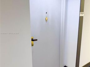 555 NE 15th St PHF, Miami FL 33132