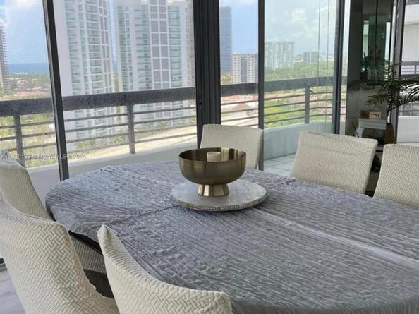 3500 Mystic Pointe Dr 1804, Aventura FL 33180