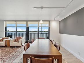 105 Lake Emerald Dr 216, Oakland Park FL 33309