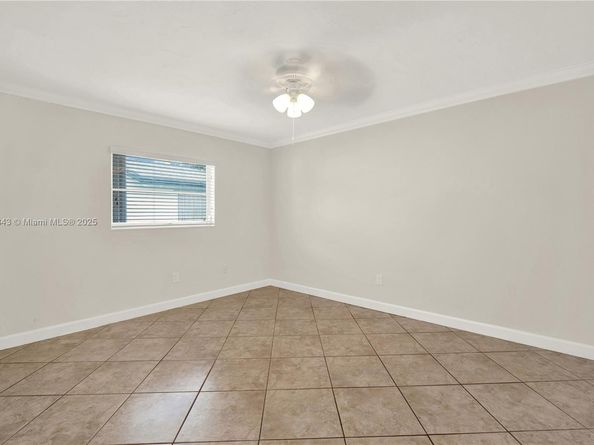 9312 SW 182nd St, Palmetto Bay FL 33157