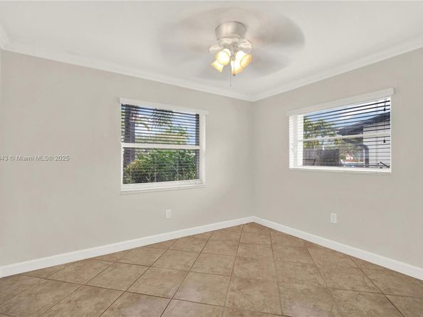 9312 SW 182nd St, Palmetto Bay FL 33157