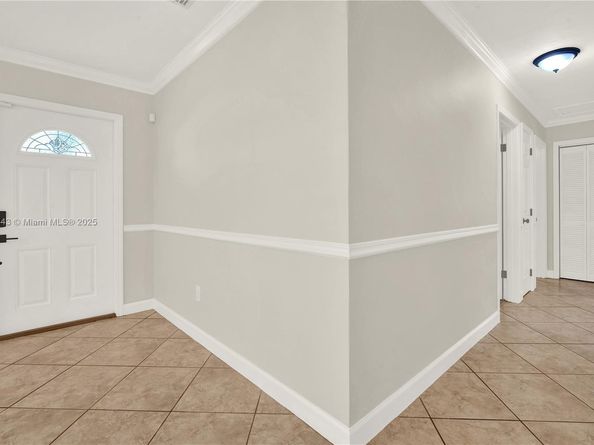 9312 SW 182nd St, Palmetto Bay FL 33157