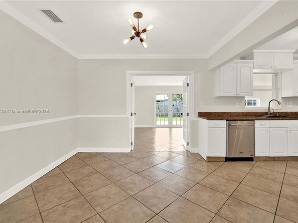 9312 SW 182nd St, Palmetto Bay FL 33157