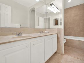 9312 SW 182nd St, Palmetto Bay FL 33157
