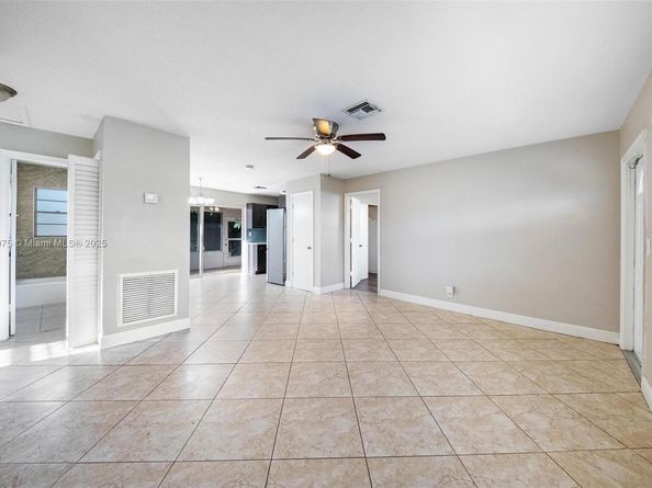 3589 Island Rd, Palm Beach Gardens FL 33410