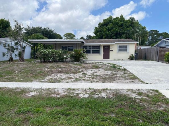 3589 Island Rd, Palm Beach Gardens FL 33410