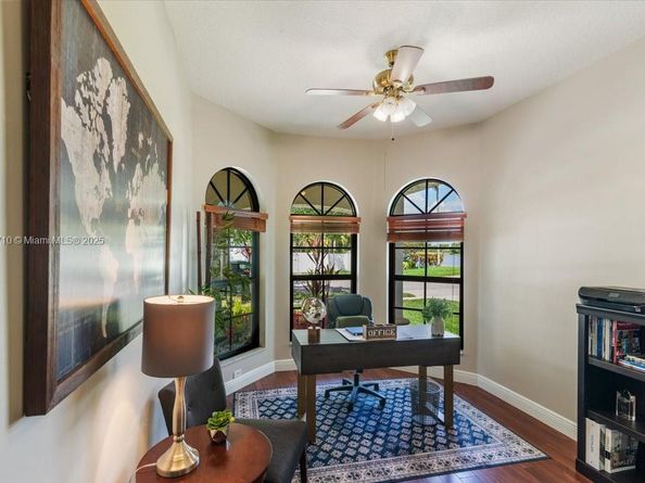 1273 SW 161st Ave, Pembroke Pines FL 33027
