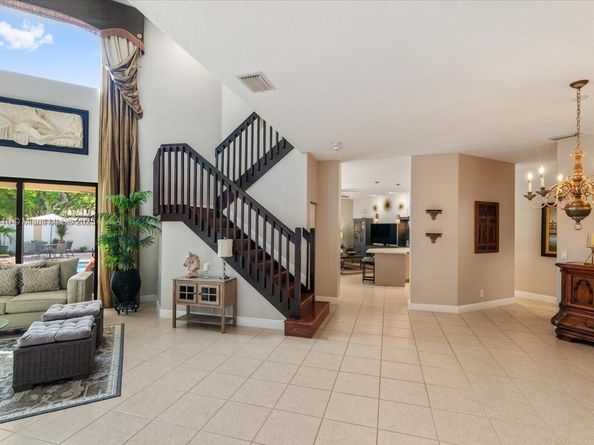 1273 SW 161st Ave, Pembroke Pines FL 33027