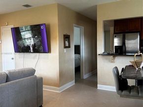 7540 SW 37th St, Miami FL 33155