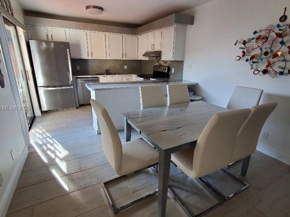 Undisclosed Address #A11871756, Cooper City FL 33026