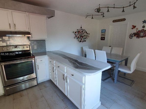 Undisclosed Address #A11871756, Cooper City FL 33026