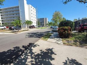 1132 Moffett St, Hallandale Beach FL 33009