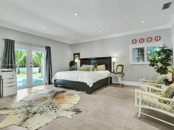 4705 Granada Blvd, Coral Gables FL 33146