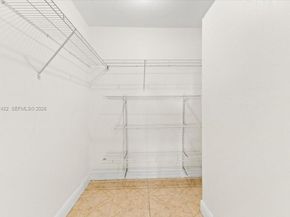 2323 Van Buren St 208, Hollywood FL 33020