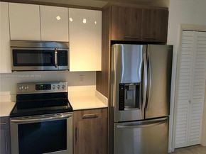 5031 Ponce De Leon Blvd, Coral Gables FL 33146
