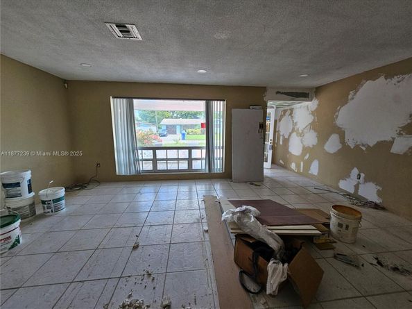 7648 Coral Blvd, Miramar FL 33023