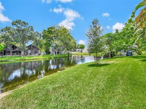 502 Westree Ln, Plantation FL 33324