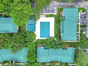 502 Westree Ln, Plantation FL 33324