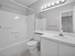 502 Westree Ln, Plantation FL 33324