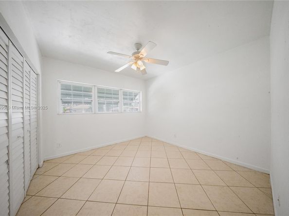 3501 SW 87th Ave, Miami FL 33165