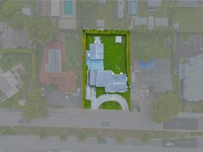 3501 SW 87th Ave, Miami FL 33165