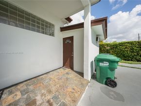 3501 SW 87th Ave, Miami FL 33165