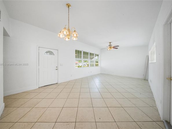 3501 SW 87th Ave, Miami FL 33165