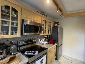 8209 SW 23rd Ct 17C, North Lauderdale FL 33068