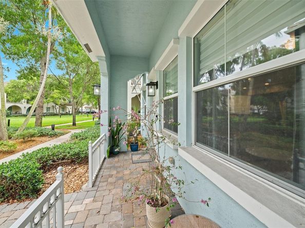4164 Cascada Cir, Cooper City FL 33024