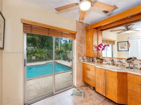 2920 SW 1st Ave, Miami FL 33129