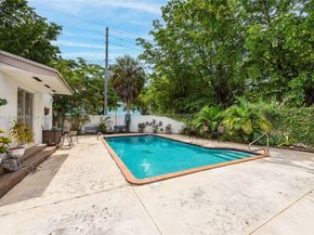 2920 SW 1st Ave, Miami FL 33129