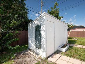 3524 SW 14th St, Fort Lauderdale FL 33312