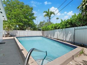 5889 Devonshire Blvd, Miami FL 33155
