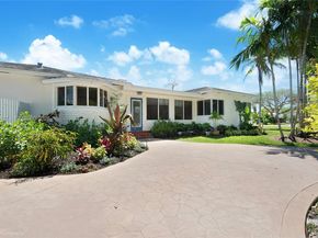 5889 Devonshire Blvd, Miami FL 33155