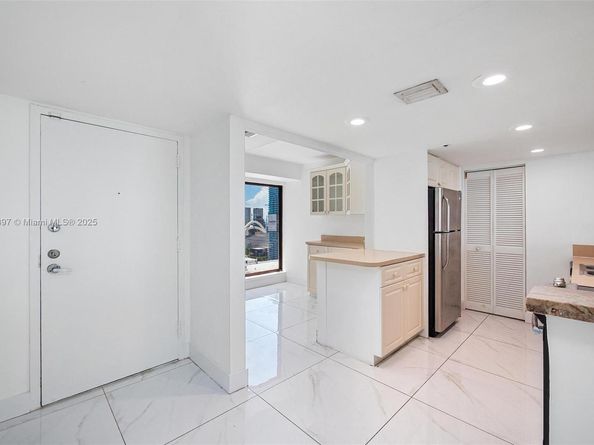 1717 N Bayshore Dr A2751, Miami FL 33132