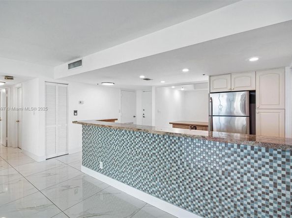 1717 N Bayshore Dr A2751, Miami FL 33132