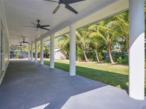 7695 SW 142nd St, Palmetto Bay FL 33158