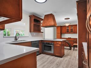 7695 SW 142nd St, Palmetto Bay FL 33158