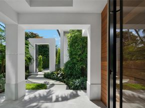 4442 Prairie Ave, Miami Beach FL 33140