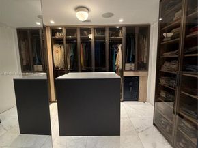 4442 Prairie Ave, Miami Beach FL 33140