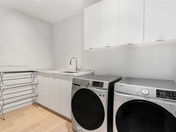 4442 Prairie Ave, Miami Beach FL 33140