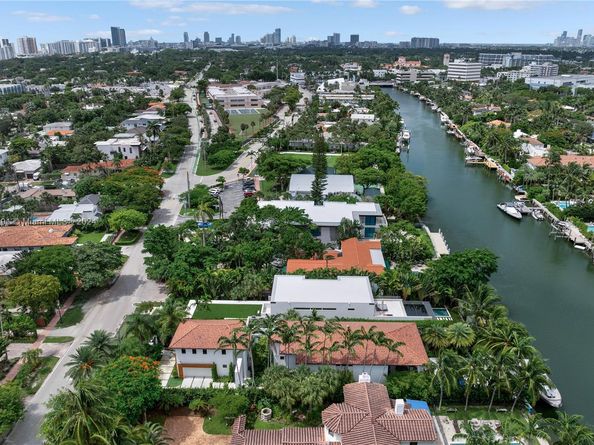 4442 Prairie Ave, Miami Beach FL 33140