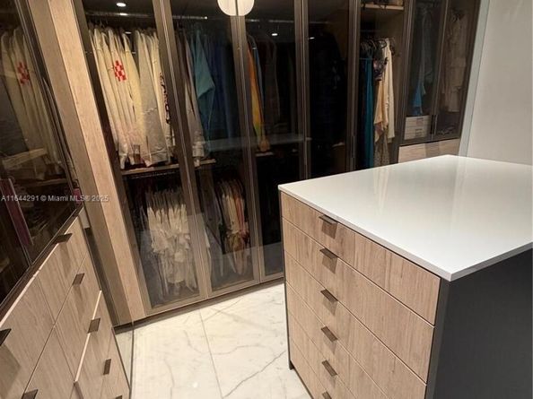 4442 Prairie Ave, Miami Beach FL 33140
