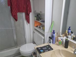 13499 Biscayne Blvd 1005, North Miami FL 33181