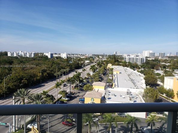 13499 Biscayne Blvd 1005, North Miami FL 33181