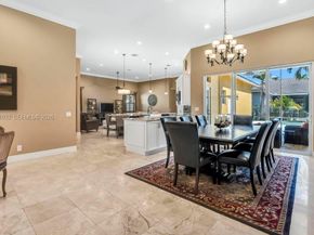 1306 Crossbill Ct, Weston FL 33327