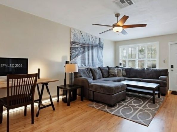 8069 SW 19th Ct, Davie FL 33324