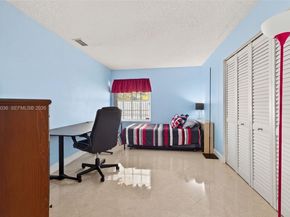 1495 Garden Rd, Weston FL 33326